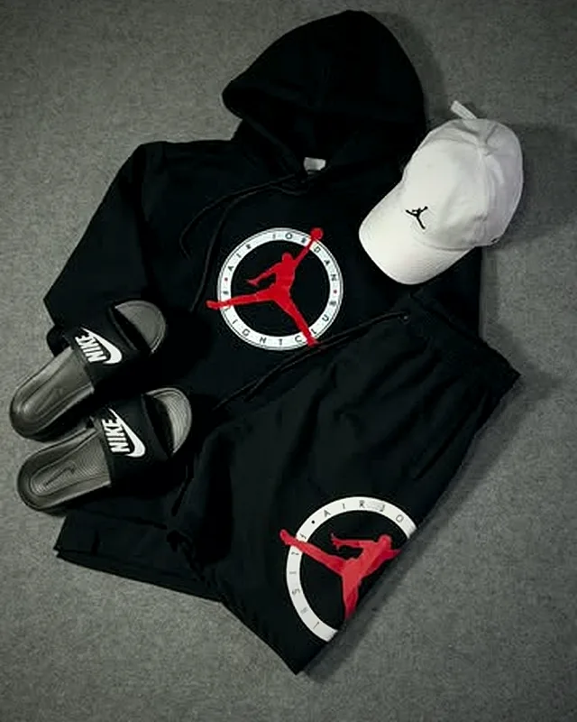 Jordan look with a white cap